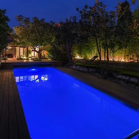 בית נופש Au Calme, Piscine Et Prives רוקברון-סור-ארז'נס