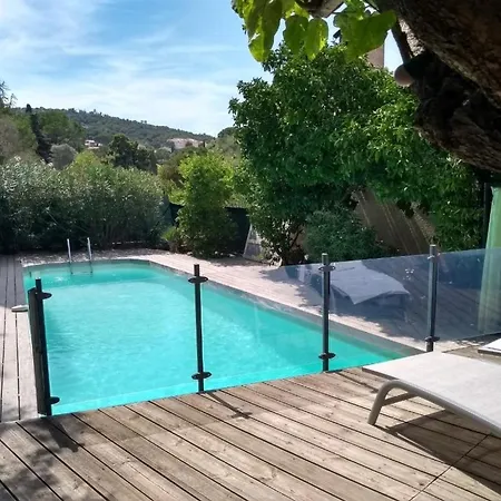 Σπίτι διακοπών Au Calme, Piscine Et Prives *