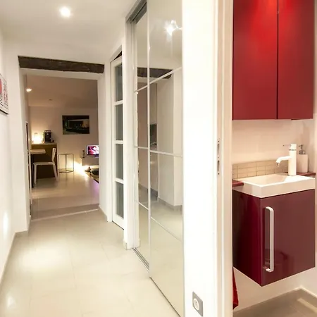 Au Calme, Piscine Et Prives *